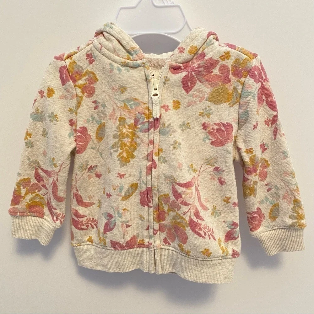 OshKosh B'gosh Baby Girl's Bodysuits & Floral Jogger Set Bundle Size 3 Months